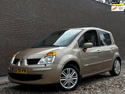 Occasion Renault Modus Initiale 112 PK (82 kW) 2006 Beige MPV