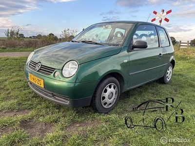 Groen (metallic) Gebruikt 2001 VW Lupo Trendline Hatchback | € 1.299 (Eerlijke prijs)