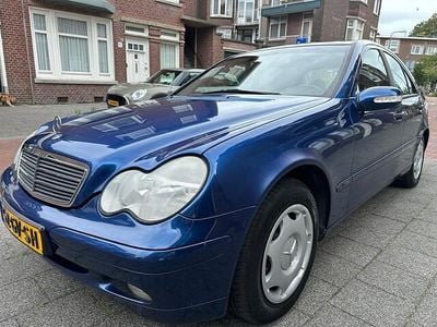 Mercedes C180