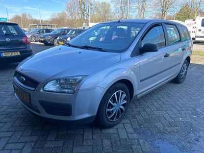 tweedehands Ford Focus 1.6-16V TREND