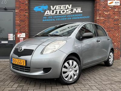 Grijs Occasion 2009 Toyota Yaris Sol Hatchback | € 4.489 (Eerlijke prijs)