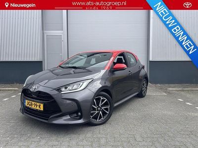 Grijs Gebruikt 2021 Toyota Yaris Hatchback | € 21.500 (Eerlijke prijs)