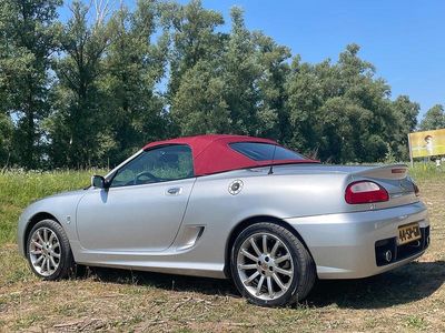 Grijs (metallic) Gebruikt 2004 MG TF Cabriolet | € 7.500 (Duur)
