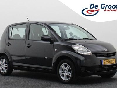 Occasion Daihatsu Sirion 93 PK (68 kW) 2009 Zwart Hatchback