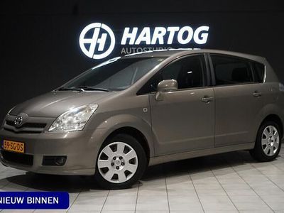 Beige Gebruikt 2006 Toyota Verso Sol MPV | € 3.900 (Iets duurder)