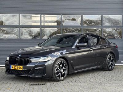 Grijs (metallic) Occasion 2022 BMW 520 M Sport Sedan | € 45.749