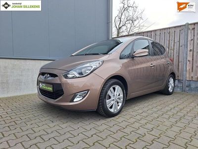 Occasion Hyundai ix20 2014 Bruin (metallic) Hatchback