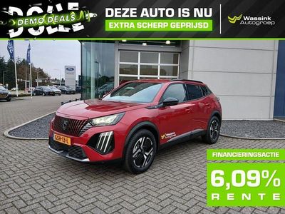 Rood Occasion 2024 Peugeot e-2008 Allure SUV | € 34.094