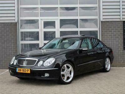 tweedehands Mercedes E500 Avantgarde / Schuifdak / Luchtvering / PDC