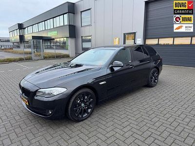 Zwart Gebruikt 2012 BMW 528 Executive Stationwagen | € 10.999