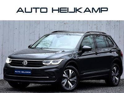 Grijs Gebruikt 2022 VW Tiguan Business+ SUV | € 28.950 (Super prijs)