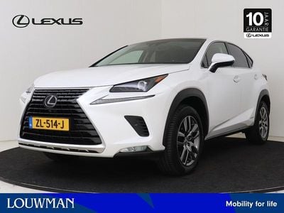 Lexus NX300h
