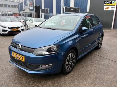 Blauw Occasion 2016 VW Polo Hatchback | € 10.499 (Eerlijke prijs)