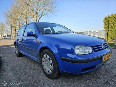 VW Golf IV