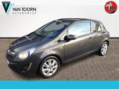 tweedehands Opel Blitz CORSA 1.4-16VNavigatie, stoel/stuur verwarming, trekhaak