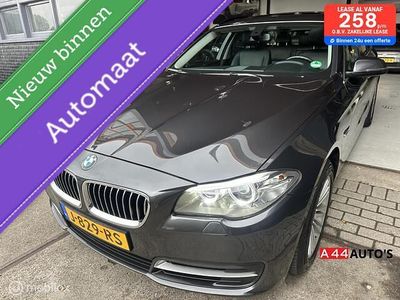 Grijs Gebruikt 2016 BMW 518 Executive Stationwagen | € 15.950