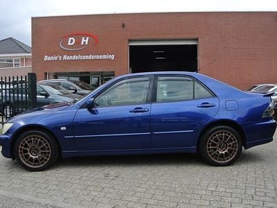 Lexus IS200