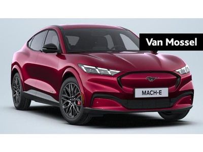 Rood Nieuw 2025 Ford Mustang Mach-E Premium SUV | € 54.400 (Eerlijke prijs)