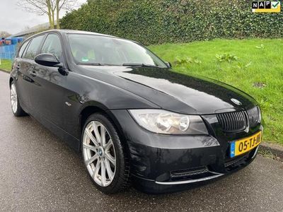 Zwart Gebruikt 2006 BMW 318 Stationwagen | € 3.750 (Iets duurder)