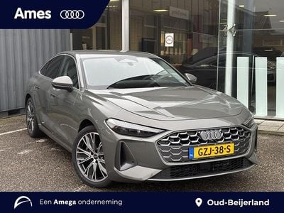 Grijs Gebruikt 2024 Audi A5 Advanced Coupé | € 48.450 (Iets duurder)