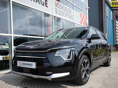Zwart Gebruikt 2023 Kia Niro Premium SUV | € 29.950 (Eerlijke prijs)