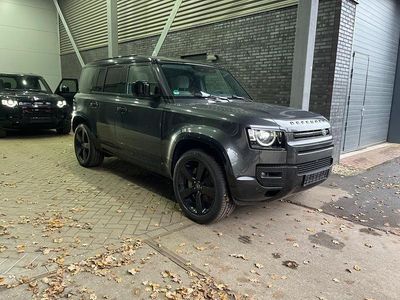 Grijs Gebruikt 2025 Land Rover Defender Black Edition | € 99.800 (Eerlijke prijs)