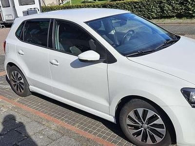 Wit Gebruikt 2017 VW Polo Edition Hatchback | € 10.750 (Goede deal)