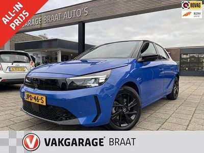 Blauw (metallic) Gebruikt 2024 Opel Corsa Hatchback | € 19.950 (Eerlijke prijs)