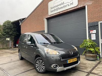 Grijs Gebruikt 2014 Peugeot Partner MPV | € 4.600 (Eerlijke prijs)