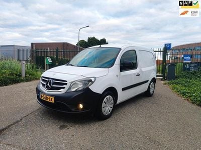 Mercedes Citan 109