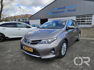 tweedehands Toyota Auris 1.8 Hybrid Aspiration trekhaak LM16"