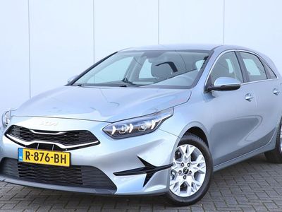 Grijs Gebruikt 2022 Kia Ceed Hatchback | € 16.450 (Eerlijke prijs)