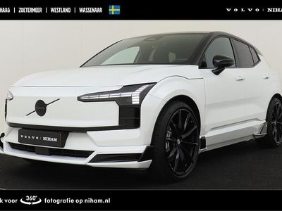 Wit Occasion 2025 Volvo EX30 Plus SUV | € 41.490