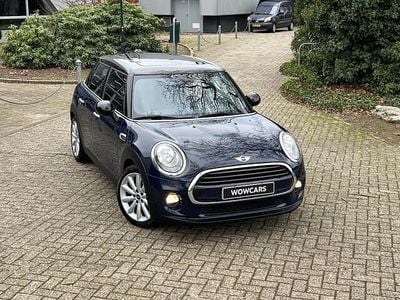 Blauw Gebruikt 2017 Mini Cooper Business Hatchback | € 13.450 (Goede deal)