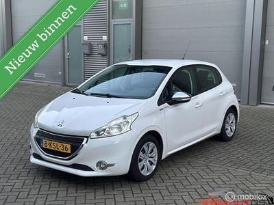 Wit Gebruikt 2013 Peugeot 208 Hatchback | € 3.950 (Goede deal)