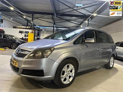 Grijs Gebruikt 2006 Opel Zafira Cosmo MPV | € 2.699 (Eerlijke prijs)