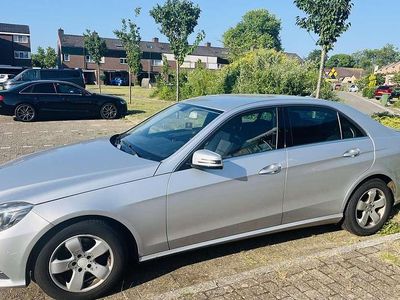 Mercedes E220