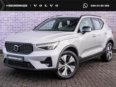 Grijs Gebruikt 2024 Volvo XC40 Plus SUV | € 40.894 (Eerlijke prijs)