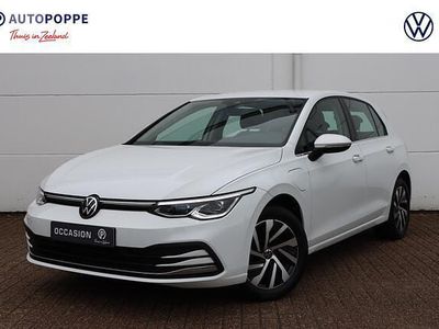 Hatchback Occasion 2022 VW Golf VIII Style Hatchback | € 23.740 (Goede deal)