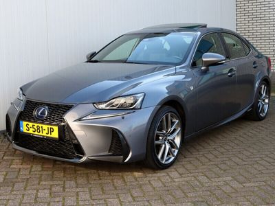 tweedehands Lexus IS300h Hybrid F-Sport Line | Mark Levinson | Stoelventilatie |