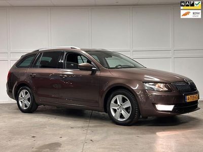 Occasion Skoda Octavia 110 PK (80 kW) 2014 Bruin Hatchback