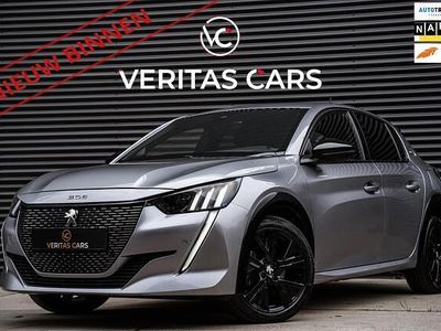 Grijs, metallic lak Gebruikt 2023 Peugeot 208 GT-line Hatchback | € 18.950 (Eerlijke prijs)