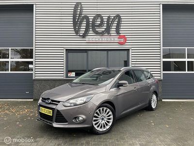 Bruin Gebruikt 2011 Ford Focus Titanium Stationwagen | € 3.950 (Eerlijke prijs)