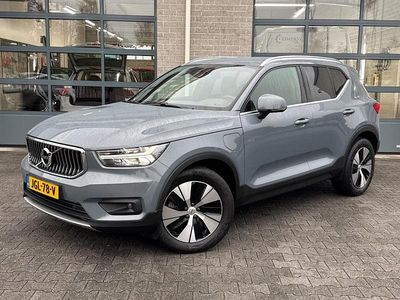 Grijs Occasion 2021 Volvo XC40 Inscription SUV | € 27.850 (Eerlijke prijs)