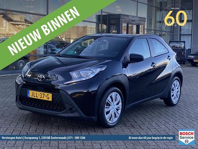 Zwart (metallic) Occasion 2022 Toyota Aygo X SUV | € 15.450 (Goede deal)