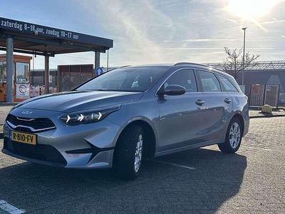Zilver Occasion 2022 Kia Ceed Hatchback | € 17.250 (Eerlijke prijs)