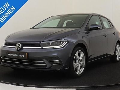 Grijs Occasion 2023 VW Polo Style Hatchback | € 22.690 (Goede deal)