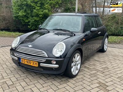 tweedehands Mini Cooper 1.6 Chili Panorama dak, Navigatie, Leren bekleding, Nieuw apk