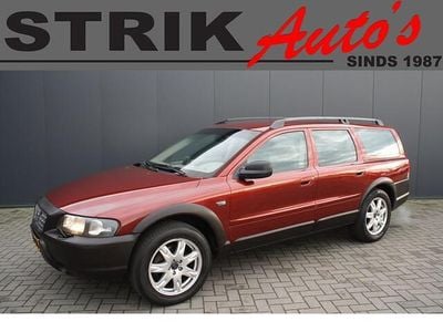 Occasion Volvo V70 Comfort 200 PK (147 kW) 2001 Rood Stationwagen