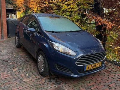 Blauw Gebruikt 2014 Ford Fiesta Style Hatchback | € 2.850 (Eerlijke prijs)
